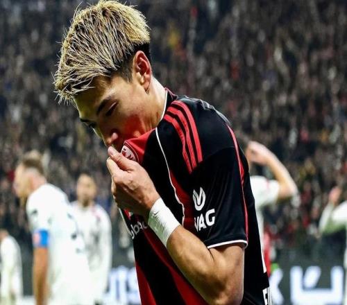 加盟德甲勁旅法蘭克福僅半個(gè)賽季，日本國腳堂安律便迅速站穩腳跟