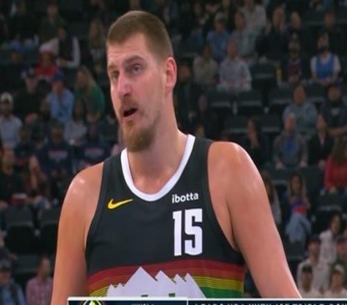 獨(dú)一檔，約基奇過去4個賽季砍下109次三雙，第二名小薩僅50次