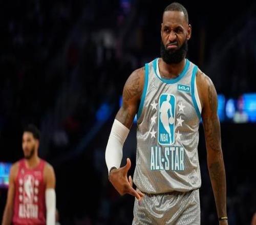 里奇保羅：我不想詹姆斯靠施舍進(jìn)全明星，若他數(shù)據(jù)不好就該去度假