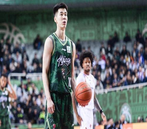 CBA本賽季進(jìn)步最大的五名本土球員！都未入選國家隊，兩人場(chǎng)均20+