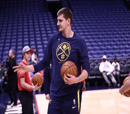 約基奇倒下了，這不僅是掘金的損失，更是NBA的損失