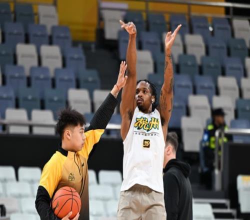 CBA最新排名出爐：廣廈穩(wěn)居第一，廣東第二，四川隊(duì)17連敗