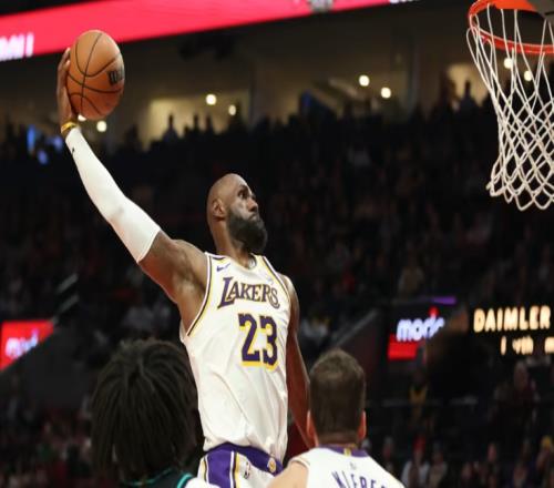 16分慘??！湖人連傷2人，詹姆斯創(chuàng)3大NBA神跡，楊瀚森0分0板1失誤