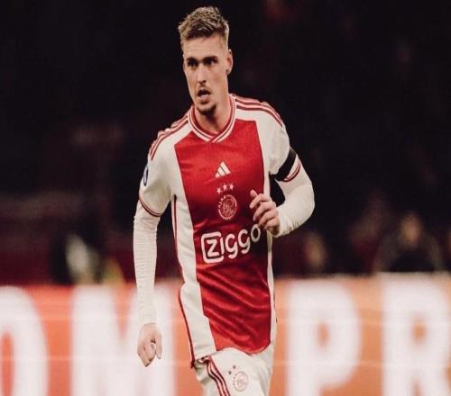 斯基拉：拉齊奧接近簽下肯尼思泰勒，轉(zhuǎn)會總價1600萬歐