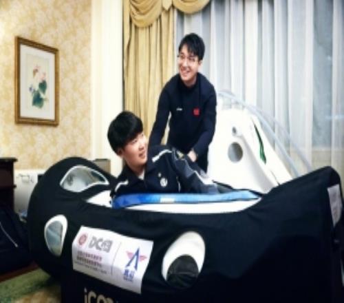 iG官媒曬隊(duì)員理療照：全力備戰(zhàn)S15，奔赴極境