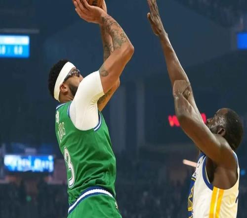 記者：獨(dú)行俠曾主動(dòng)聯(lián)系勇士談濃眉交易勇士無(wú)意交易追夢(mèng)和巴特勒