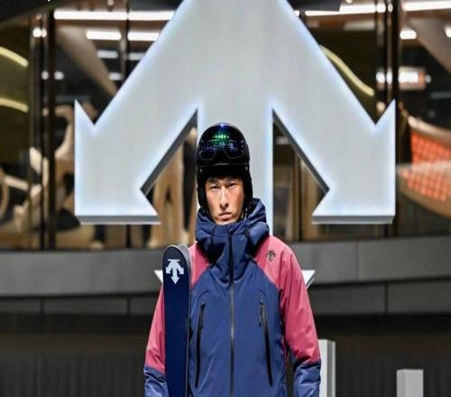 科幻感門店與大秀打頭陣，專業(yè)運(yùn)動品牌如何構(gòu)筑“未來之城”