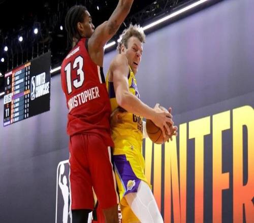 單場8次蓋帽，湖人二隊的內線支柱總算是展現(xiàn)出了應有的水準