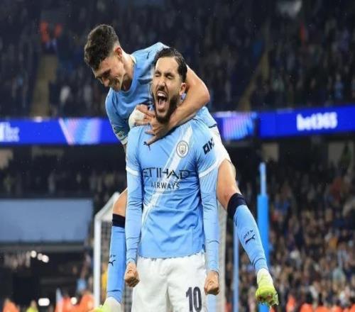 哈格里夫斯：本賽季曼城陣容依然強(qiáng)大，他們可以爭(zhēng)奪英超冠軍