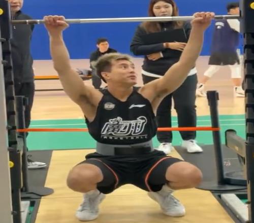 郭艾倫體測數(shù)據(jù)出爐！滿分項(xiàng)證明他并未作秀，但是還有兩關(guān)必須過