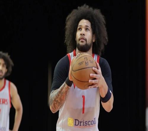 減少球權后效率明顯提升了，火箭二隊對于老熟人的使用存在問(wèn)題