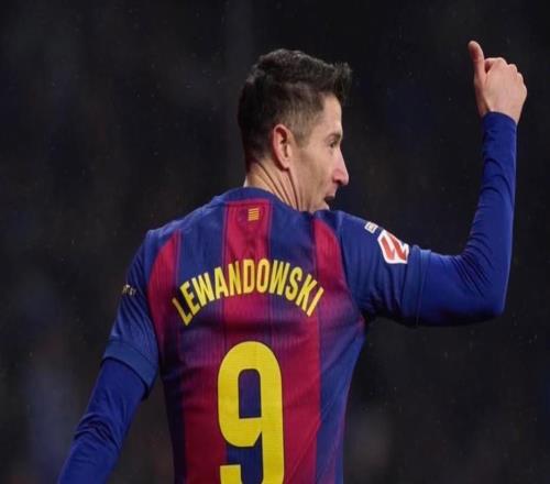 記者：利雅得新月已向巴薩提議將萊萬加入坎塞洛的交易