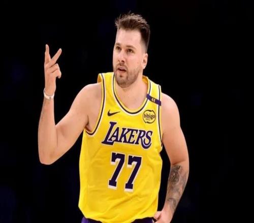 湖人91107不敵馬刺球員評價：東契奇優(yōu)秀，2人及格，7人崩盤