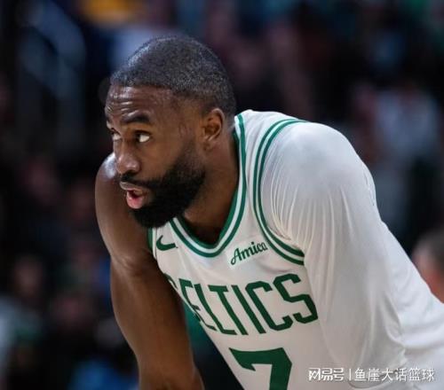 綠凱拒逆轉(zhuǎn)！布朗23+10紀錄終結(jié)，喬治37+7難救主，懷特27+7立功