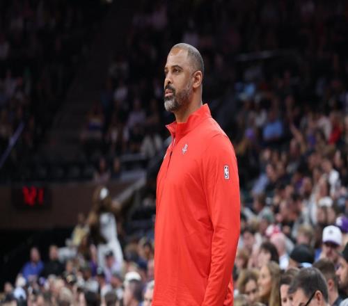 西部第6無(wú)所謂火箭隊(duì)烏度卡攤牌：輪休亞當(dāng)斯，只為季后賽戰(zhàn)績(jī)