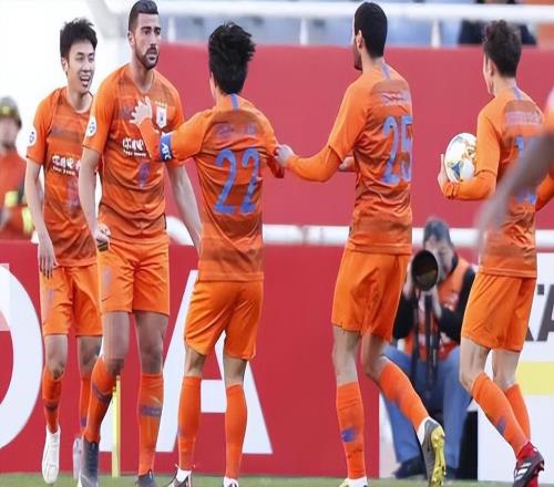 魯能本土陣容補強有新思路，或考慮內(nèi)部挖潛，兩新星被看好踢主力