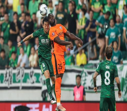 你要踢亞冠中超“新軍”：稚氣未脫，卻再度瘋狂大手筆