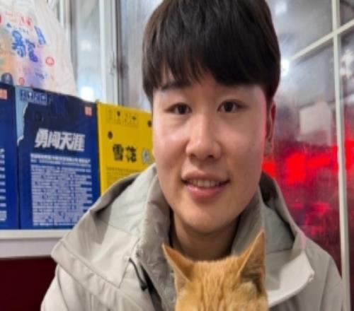 享受生活！Wei分享假期游玩照片：雪山