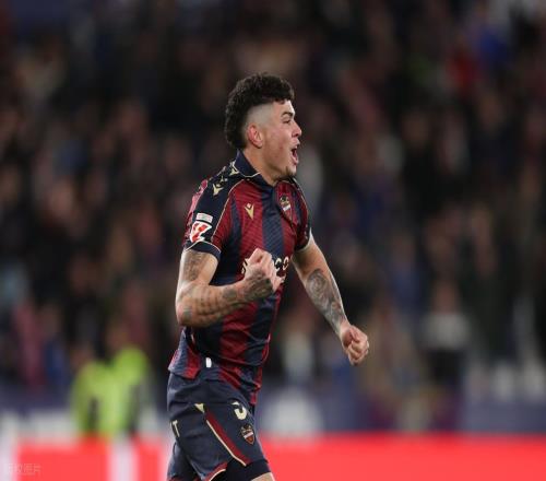 西甲最新積分戰(zhàn)報(bào)萊萬(wàn)特逆轉(zhuǎn)絕殺贏保級(jí)大戰(zhàn)皇馬將在客場(chǎng)迎硬仗