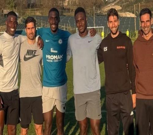 保持狀態(tài)，前國安體能教練帶領(lǐng)法比奧、馬萊萊、馬馬杜訓(xùn)練