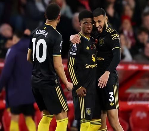 英超第11輪賽程：熱刺VS曼聯(lián)，槍手VS桑德蘭，藍軍VS狼隊