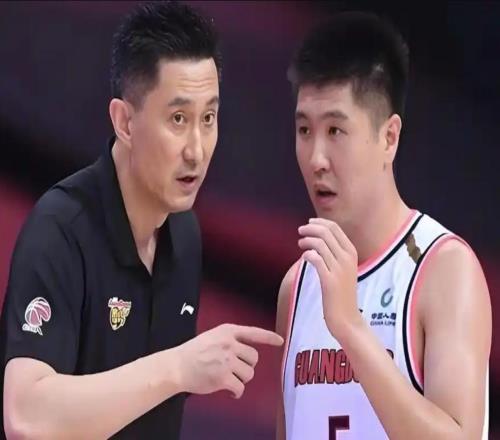 前廣東男籃三冠鋒線無緣簽約，在新疆試訓兩個月遭放棄或告別CBA