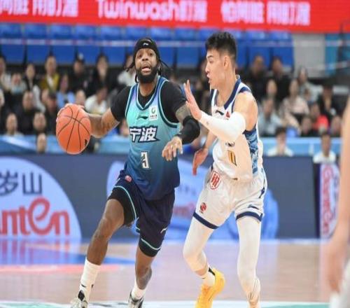 CBA排名大變天！廣東升第二，2大黑馬瘋狂攪局，遼寧山西難兄難弟