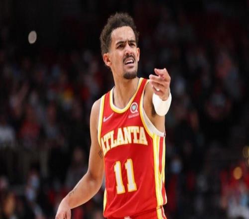 記者：老鷹很重視特雷楊暫不交易他，復出后他被視為一大補強