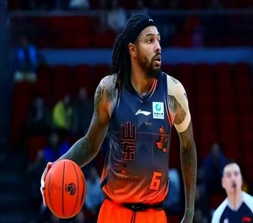 高速戰(zhàn)北汽，迎來兩個(gè)好消息，面臨兩個(gè)問題，客場取勝需做好兩點(diǎn)