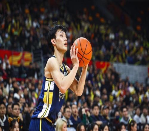 萬幸！記者：徐杰骨頭和韌帶都沒事，只是硬傷