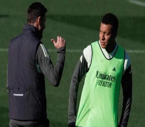 姆巴佩傷停29球誰(shuí)來(lái)扛皇馬鋒線(xiàn)告急阿隆索如何破局