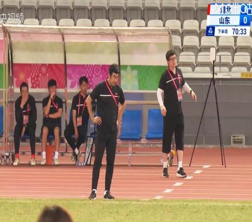 山東兩大新星不首發(fā)依木蘭撤早了！韓鵬為保守付出代價轉正難了