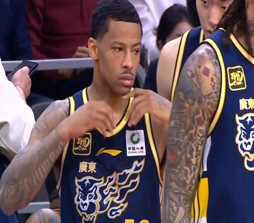 太適合廣東隊！CBA休賽期最后的“大魚”，這可是杜鋒的爭冠底牌