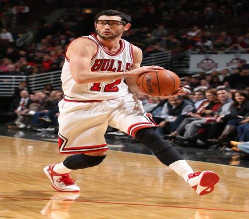 “03白金一代”NBA選秀前十重排：韋德升榜眼，51號秀逆襲進前十