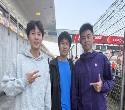 深一度高百十年，跑步給學(xué)生帶來(lái)了什么