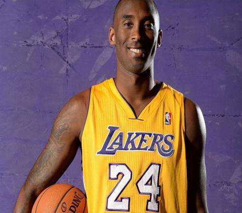 一人一城+效力17個(gè)賽季以上有多難歷史僅7人，庫(kù)里成現(xiàn)役唯一