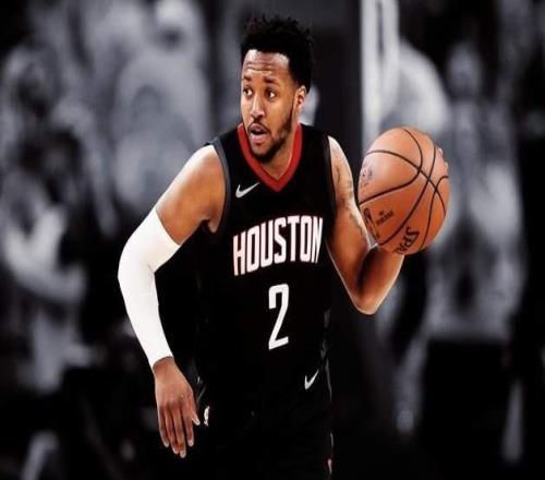 又上大貨了！遼籃苦主新援場(chǎng)均23分7助，耀眼CBA，或能賣(mài)個(gè)好價(jià)錢(qián)