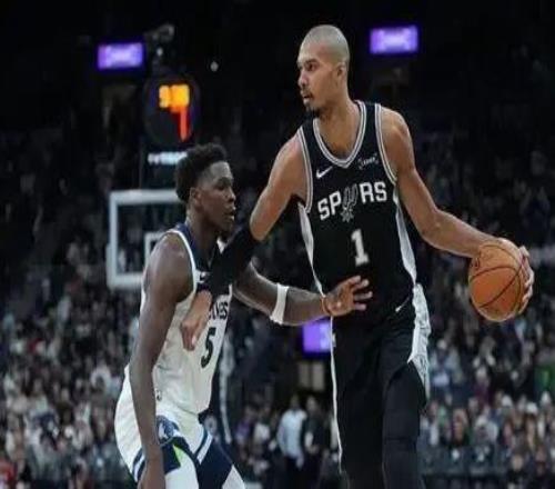 華茲的55分，杜蘭特的39分