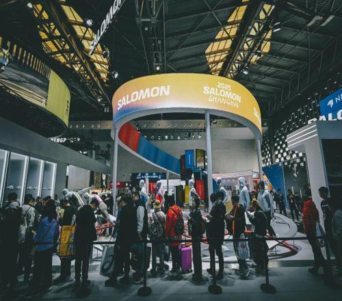 2025中國(guó)馬拉松賽季尾聲，見證一場(chǎng)SALOMON的全面回歸