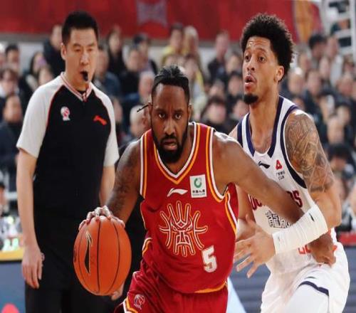 四連敗被打回原形！廣東克星徹底跌出爭冠行列，上賽季還是大黑馬