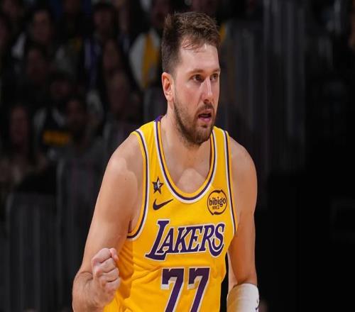 狂砍38+13+10超約基奇！你再這么打下去：MVP懸念就大了！