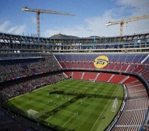 巴薩主場(chǎng)迎戰(zhàn)阿拉維斯：開放客隊(duì)看臺(tái)，巨幅馬賽克慶126周年