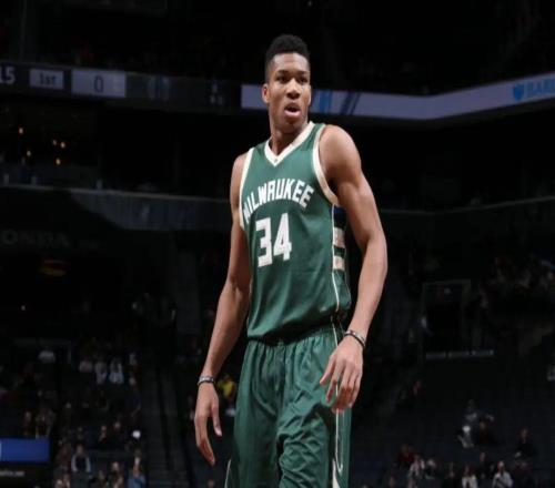 字母哥表態(tài)了，雄鹿是不是該吃一把回頭草