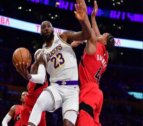 詹姆斯24+7創(chuàng)兩大NBA歷史第1神跡，湖人完勝猛龍！東契奇創(chuàng)紀(jì)錄