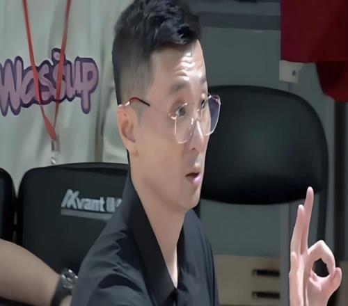 為何效率最高的阿不都沙拉木，卻只打8分鐘！球迷：劉煒下課吧