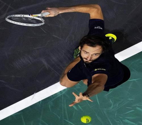 沃茲回懟本土媒體讓她退役，梅總巴黎賽后坦言自己正接近巔峰水平