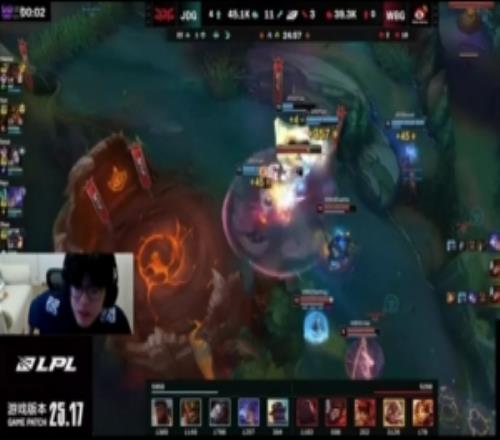 Jiejie看Xiaoxu一打四：黑哥們這身板也太硬了！這都沒(méi)死
