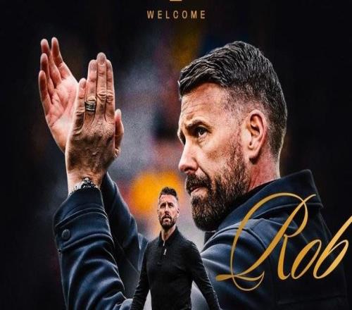 官方：米堡主帥羅伯愛德華茲執(zhí)教狼隊，雙方簽約3年半