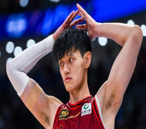 許利民：曾凡博無(wú)緣戰廣廈+京粵大戰回歸首秀陳盈駿完成鼻部手術(shù)