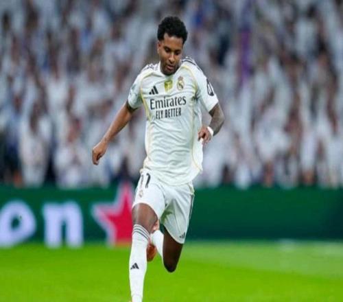 歐冠聯(lián)賽階段第6輪皇馬主場(chǎng)12被曼城逆轉(zhuǎn)遭遇主場(chǎng)兩連敗